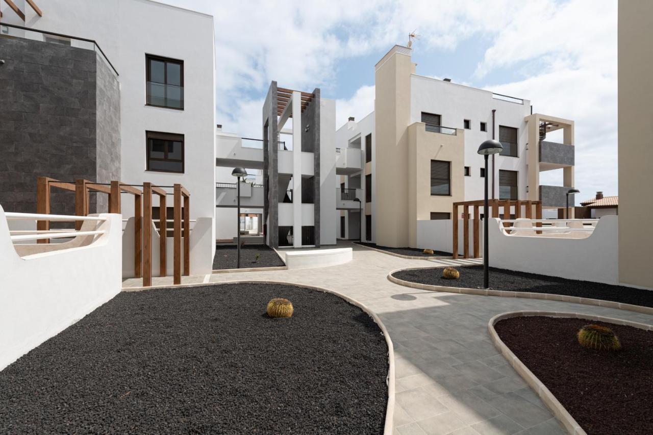 Homeforguest Flat With Large Terrace In Modern Residential Complex With Swimming Pool Caleta De Fuste Dış mekan fotoğraf
