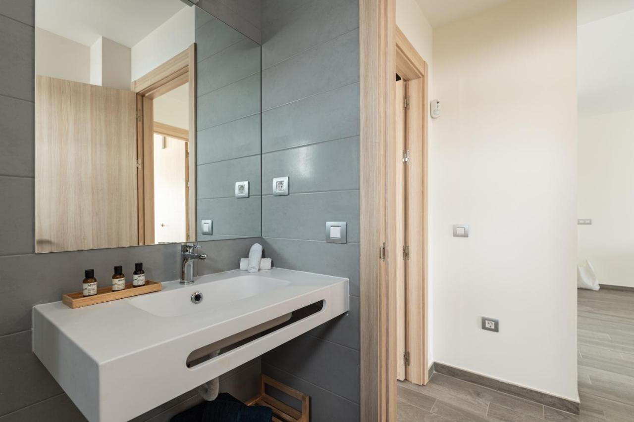 Homeforguest Flat With Large Terrace In Modern Residential Complex With Swimming Pool Caleta De Fuste Dış mekan fotoğraf